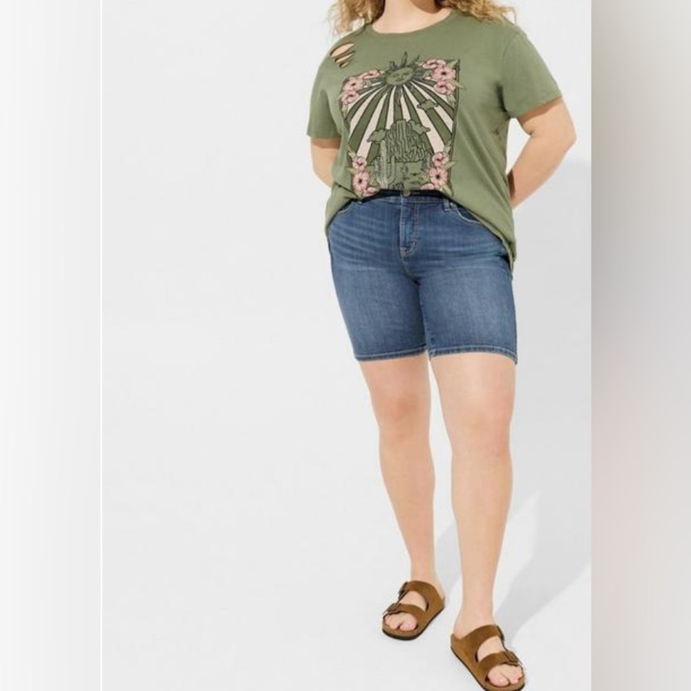 Torrid Floral Desert Relaxed Fit Heritage Jersey Distressed Tee Size 1X - Picture 3 of 4